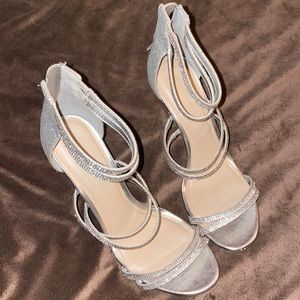 Silver heels !